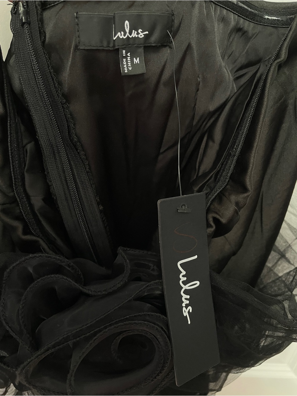Lulu's size M rosette Black tulle Off-Shoulder Rose Detail Bodysuit - Picture 9 of 12